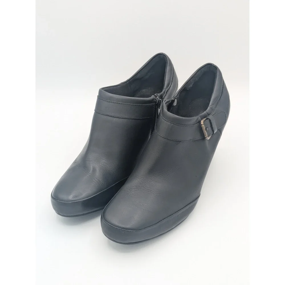 Clarks Bendables Leather Booties‎ 11N Black Buckle Ankle Boots 63046